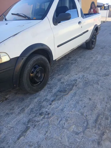 Fiat Strada Working 1.5 MPI 8V CE (álcool) 2002