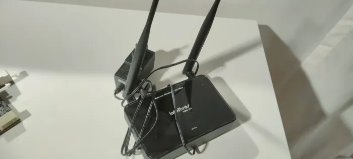 Roteador Intelbras WRN 300