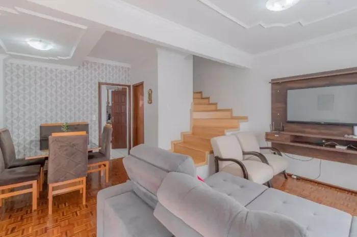 Sobrado Residencial à venda, Centro, Cascavel - SO0674.