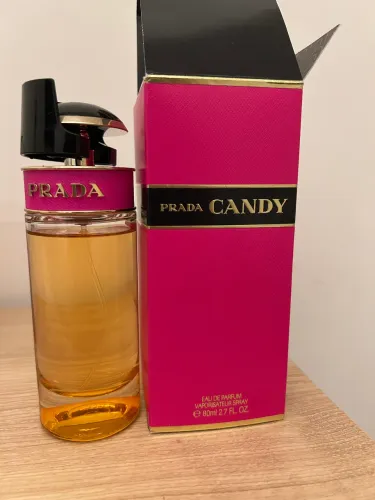 Perfume Prada Candy Pouquíssimo usado