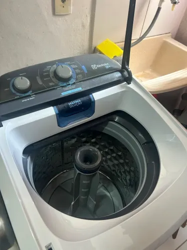 Máquina de lavar Eletrolux 13kg
