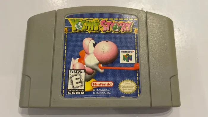 cartucho do jogo Yoshi's Story