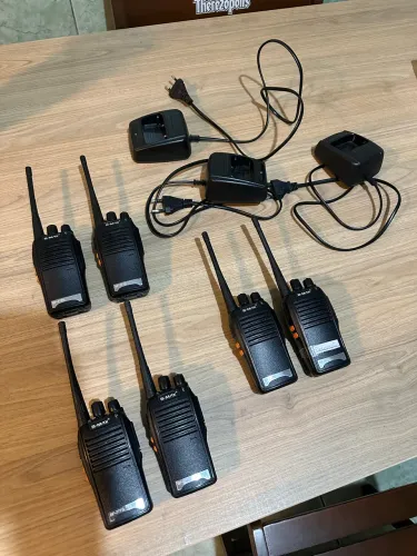 Rádio comunicador walkie talkie