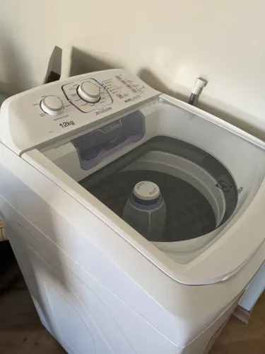 Máquina Electrolux LAC12 12kg