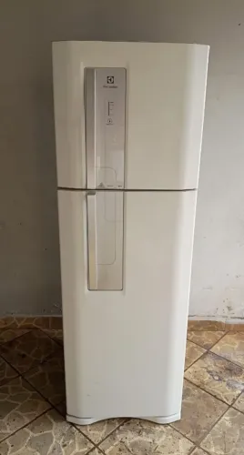 Geladeira Electrolux DF42