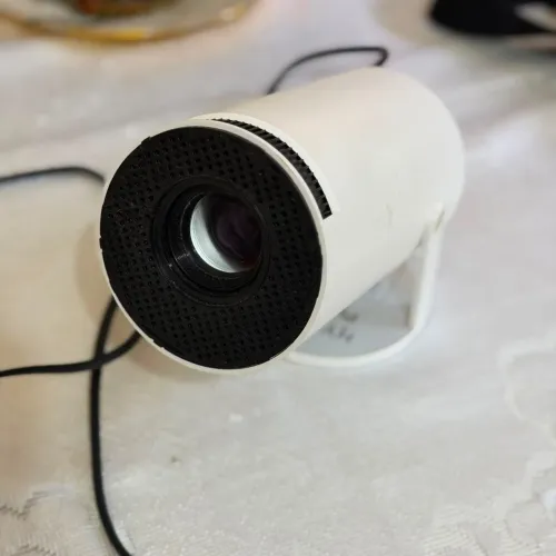 Projetor HY300 - 4K HD 150 Polegadas
