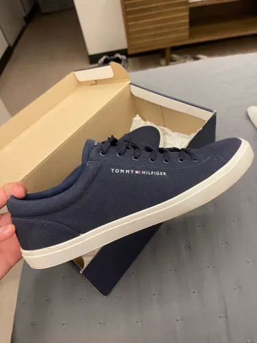 Tênis Tommy hilfiger