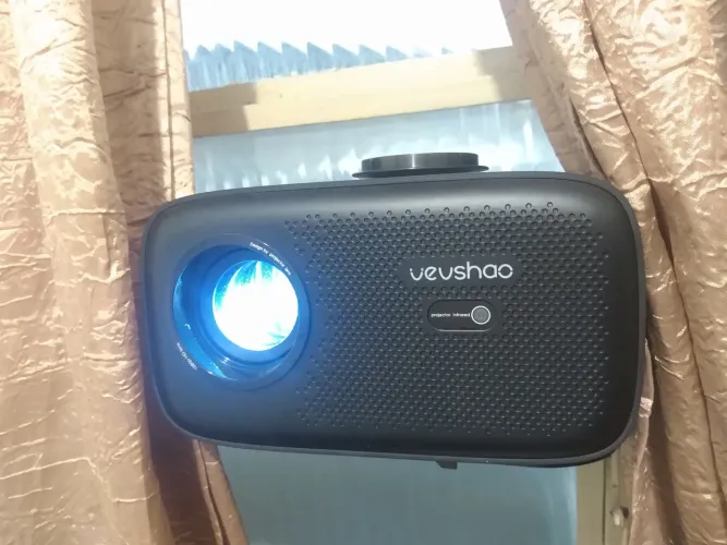 Projetor Vevshao A18 Android