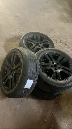 Rodas aro 17 5 furos