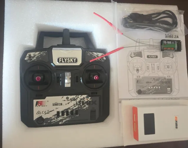Radio flysky 6ch com receptor brinde carregador lipo 3s 4s tudo novo