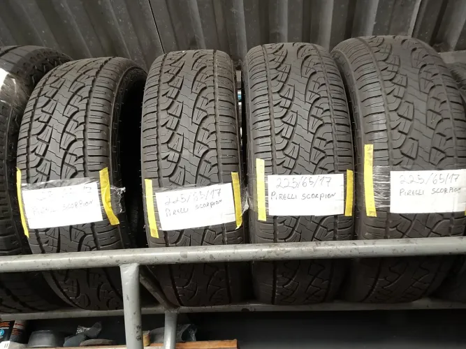 Pirelli Scorpion 225/65 R17 