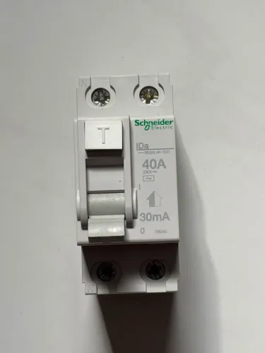 Disjuntor Schneider 40A 30mA<br>