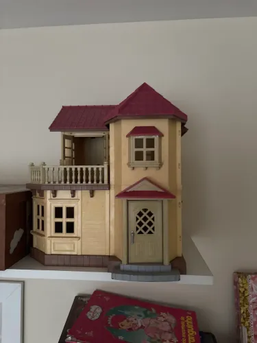 CASA DOIS ANDARES SYLVANIA FAMILIES