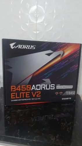 Lote de Placas-Mãe Gigabyte com Defeito para Retirada de Peças! As duas por R$ 250,00