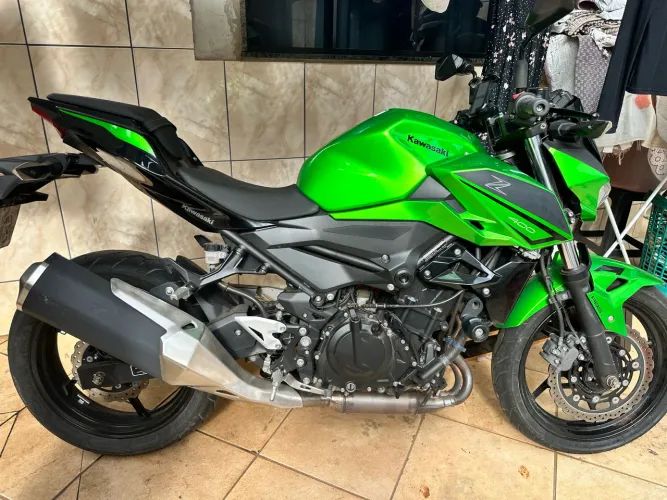 Kawasaki Z400 - 2024