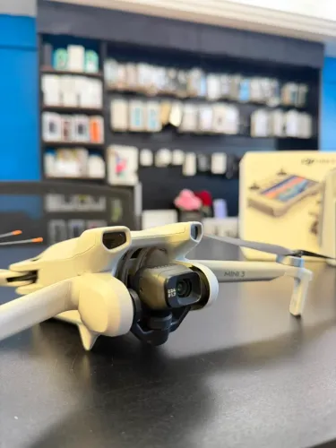 Drone DJI Mini 3 RC - Combo Fly More