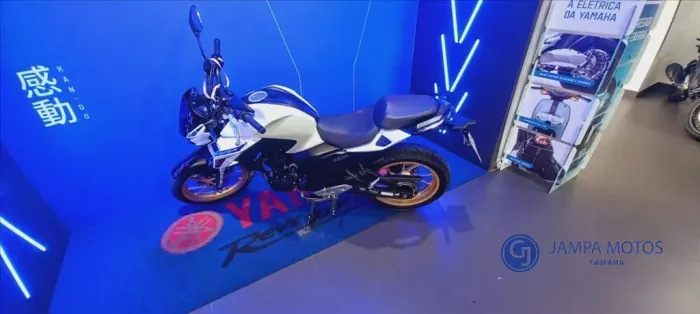 YAMAHA FAZER FZ25 CONNECTED ABS