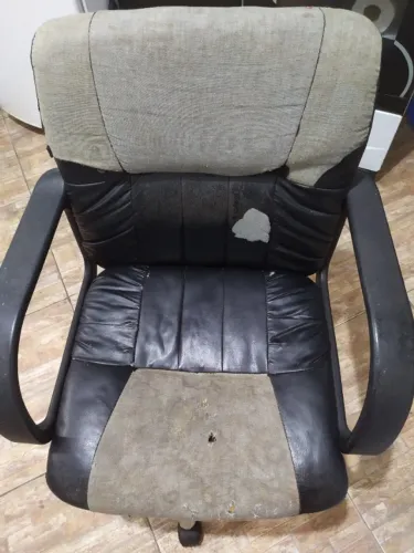 Vendo cadeira de trabalho 