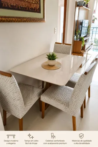 Mesa de jantar com 4 cadeiras