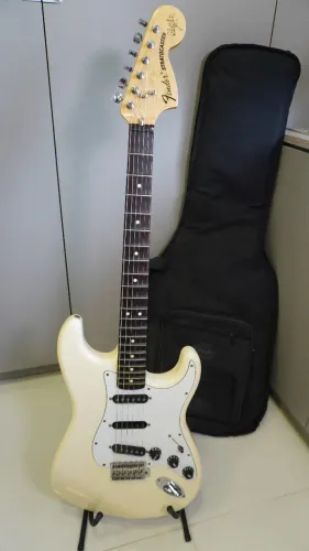 Guitarra Fender Stratocaster Blackmore MX