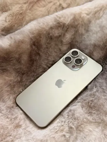 iPhone 15 pro Max 256gb COM GARANTIA (Compre e ganhe R$600,00 em acessórios) 