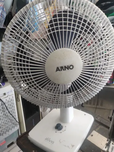 VENDE-SE VENTILADOR ALÍVIO 30 CENTÍMETROS ANTIGO