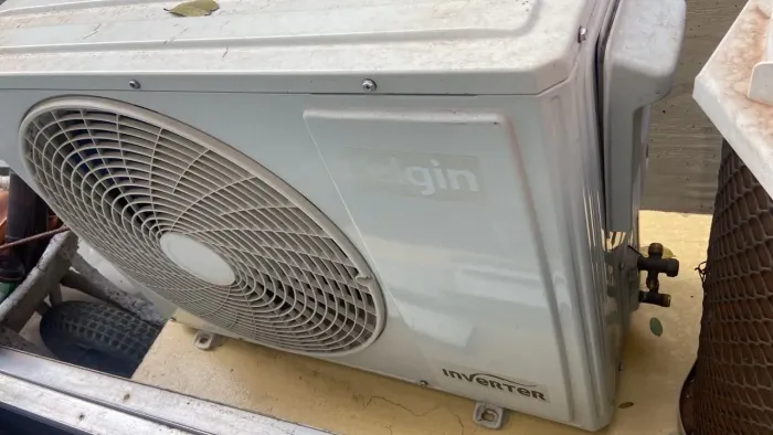 Vendo 2 ar condicionados