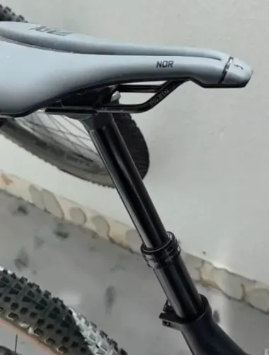 Canote retrátil x-fusion em ótimo estado 