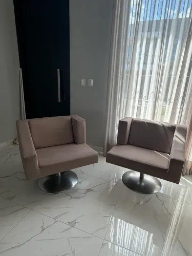 Poltronas giratórias 