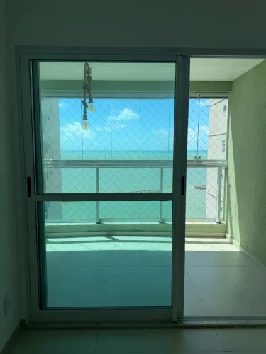 Aptamenyo primeira locação - frente para mar