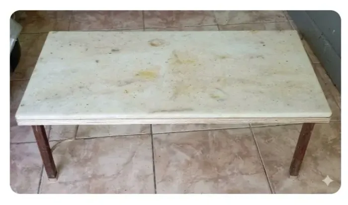 Mesa retangular de centro com base de mármore 