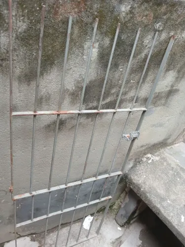 Portão de ferro barato pra sair logo 100