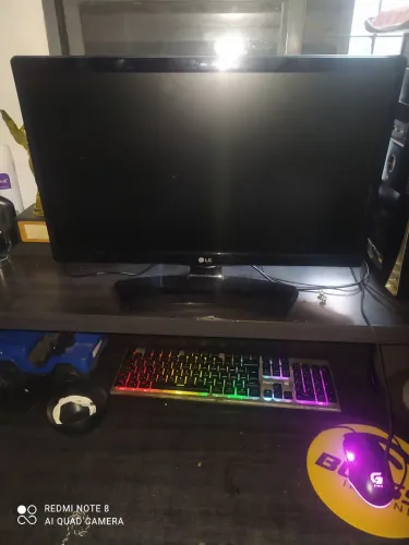 Tv também e um Pc 