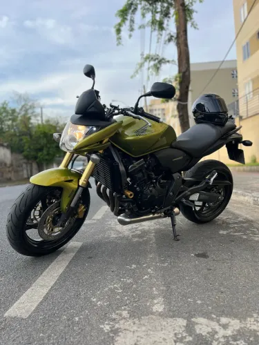 Hornet 2011 ABS ( Mais nova de BH )