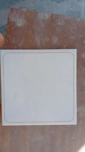 Peça de reposição azulejo antigo