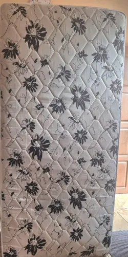 Cama de solteiro