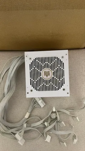 Fonte Revenge maximus 750w white