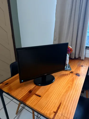 Monitor AOC Full HD