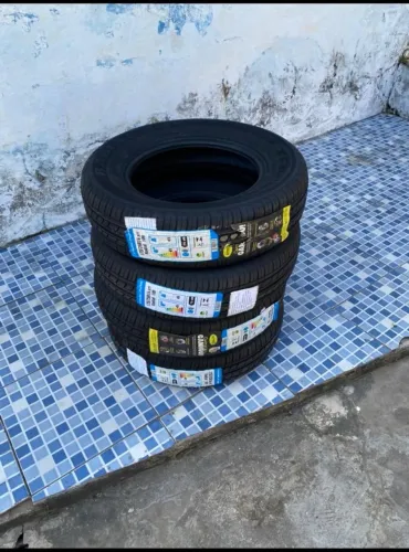 4 pneus da marca Radial aro 14, 175/75 novo.