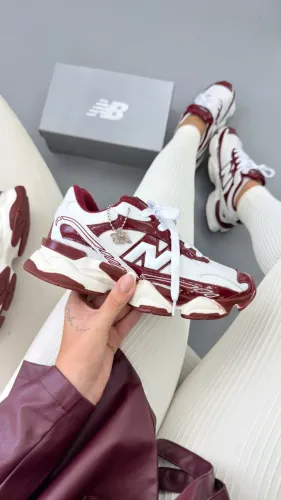 Tenis New Balance 9060R Branco bordo