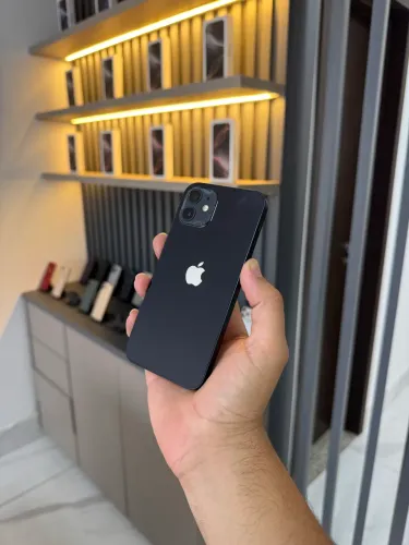iPhone 12 64 gigas original pequeno ponto na tela