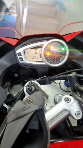 Triumph tiger 1050