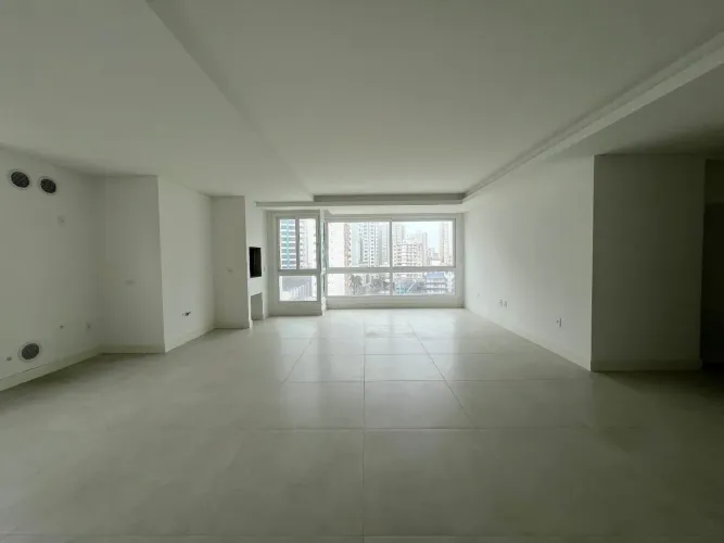 Apartamento no Edifício Camboas Residence à venda em Balneário Camboriú