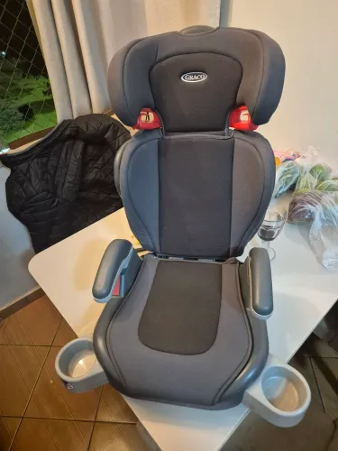 Cadeirinha graco junior 
