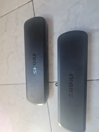 Receptores SHURE de Diversidade de Canal duplo para microfones sem fios PG88, leia a des!!