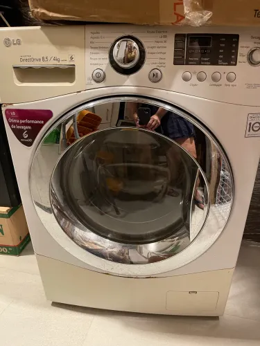 Lava roupa LG