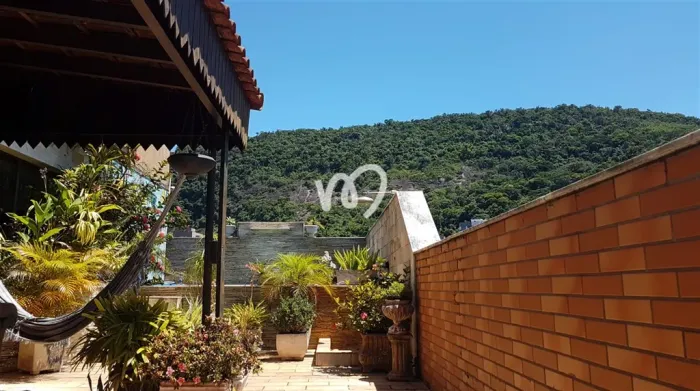 0 - Cobertura 4 quartos, sendo 1 suíte