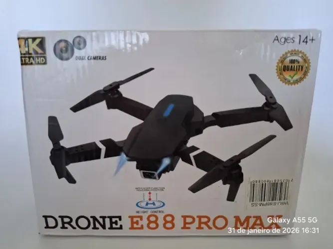 Drone E88 Pro com Câmera - Usado - Sem GPS