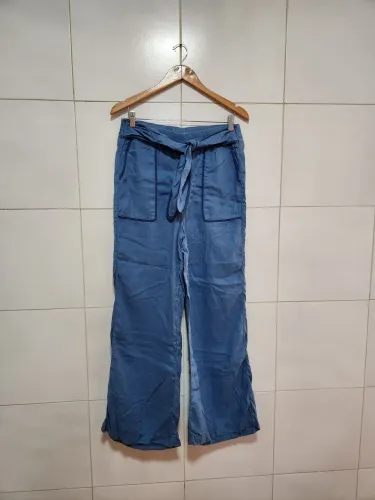 Calça pantalona de linho puro (veste M 40)