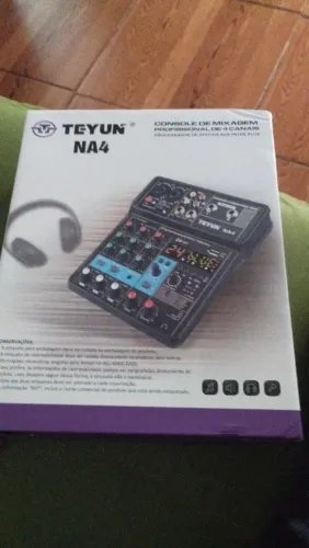 Mesa de som e interface de áudio TEYUN 